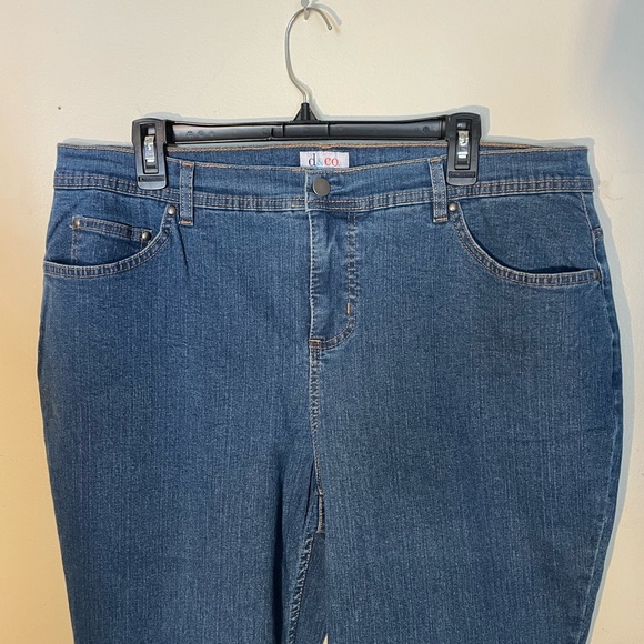 d&CO. Denim Company women’s Plus 20WP jeans excellent condition - Picture 3 of 6